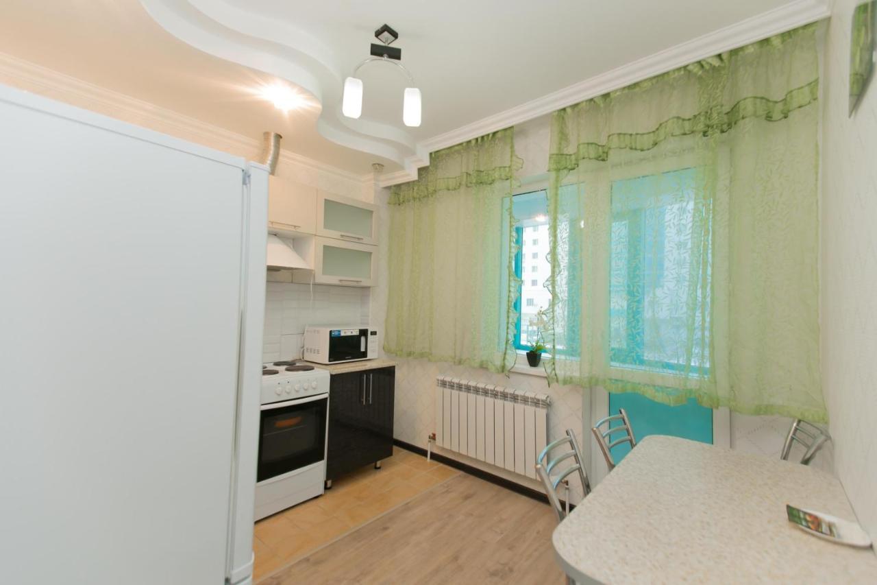 Cozy Apartment On Sarayshyq Street 5E Astana Exterior foto
